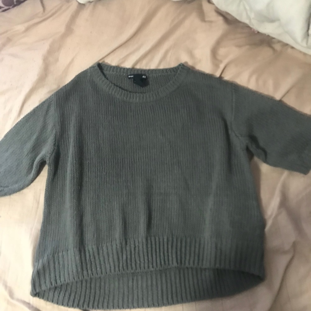 H&M knit cropped sweater